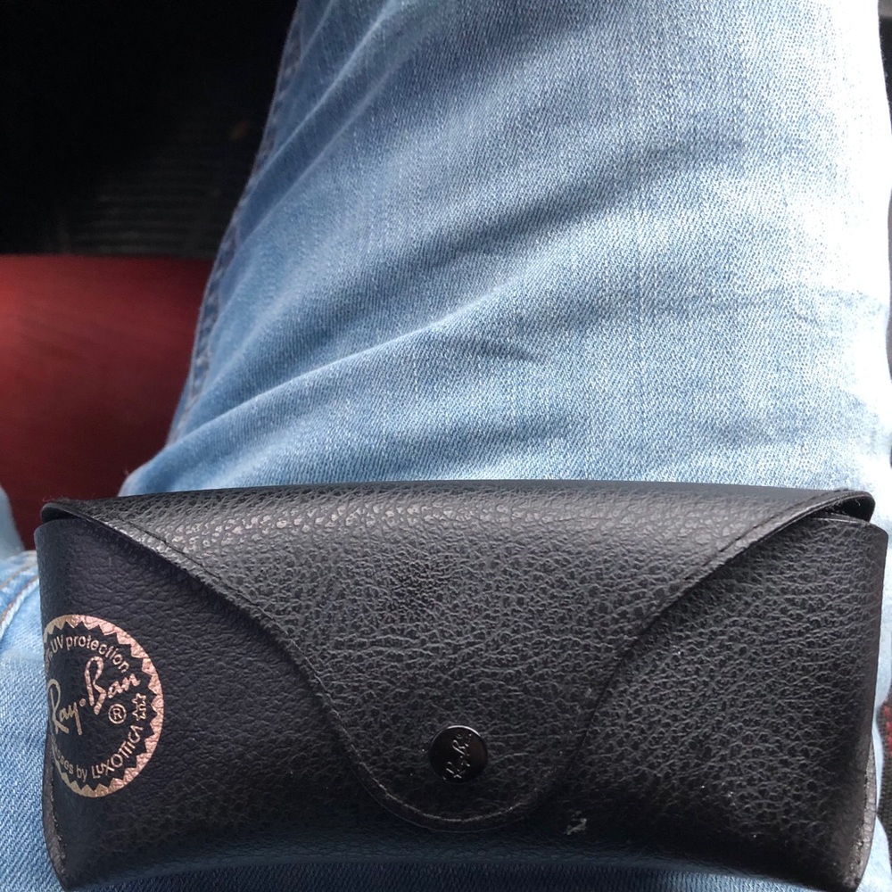 Ray bans - Picture 2 of 2